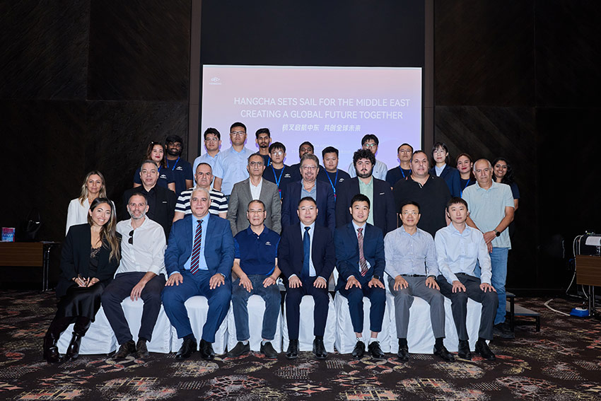 Grand-Opening-of-Hangcha-Middle-East-in-Dubai-09